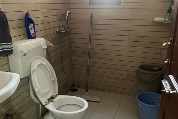 Fully Furnished Room for Female in 3BHK Flat | No Brokerage