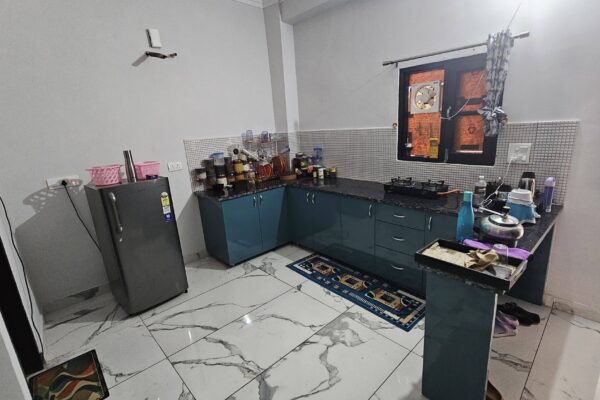 2 BHK Fully Furnished Flat available for rent in Zirakpur